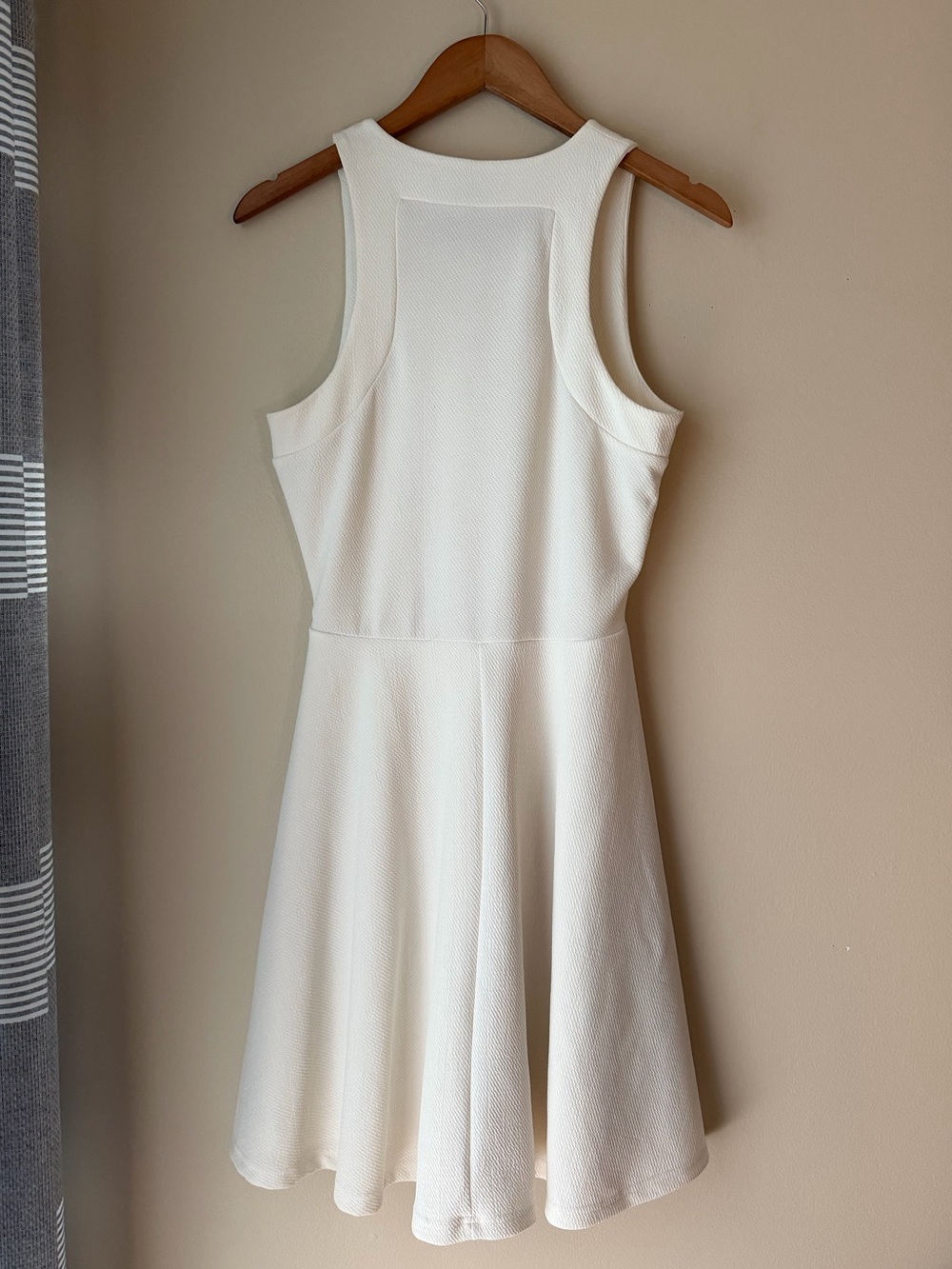 Ivory Dress - Picture 2 of 4